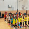 Volejbalová školička vyrazila na první turnaj. Přivezli skvělý úspěch: 4 / 10